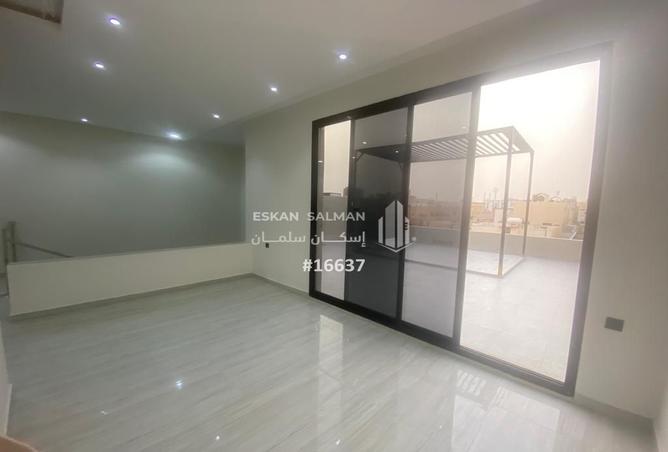 256849 - Property Image 2