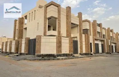 Villa - 4 Bedrooms - 6 Bathrooms for sale in Al Munisiyah - Riyadh - Ar Riyadh