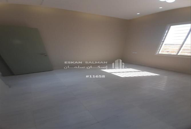 247879 - Property Image 3