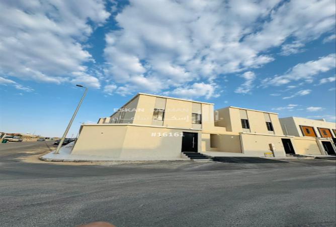 256224 - Property Image 2