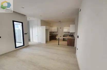Full Floor - 3 Bedrooms - 4 Bathrooms for rent in Al Murjan - Riyadh - Ar Riyadh