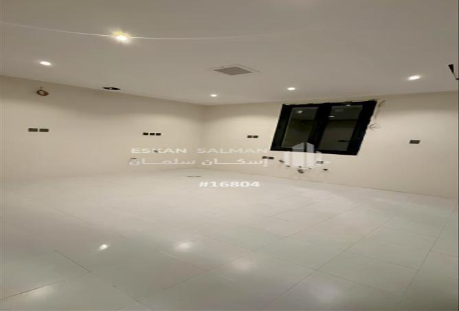 256833 - Property Image 3