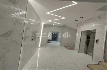 طابق كامل - 6 غرف نوم - 4 حمامات للبيع في السويس 1 - جازان - جازان