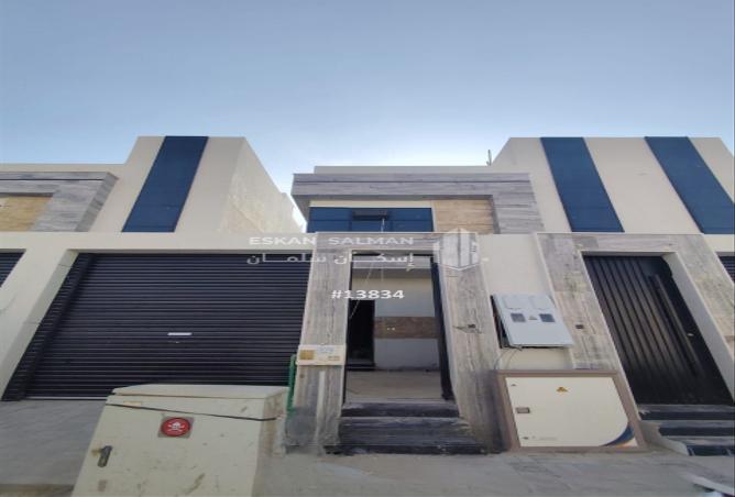 251990 - Property Image 3