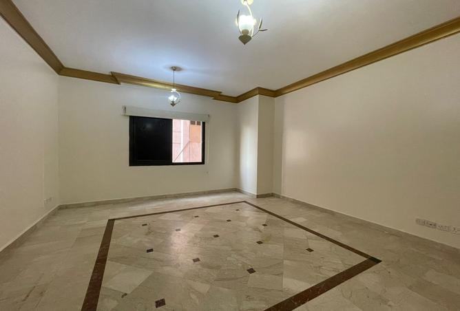 255993 - Property Image 3