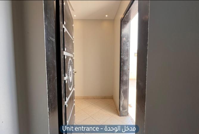 256335 - Property Image 2