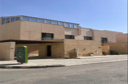Villa - 3 Bedrooms - 5 Bathrooms for rent in العاصمة - Ad Diriyah - Ar Riyadh