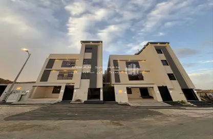 Full Floor - 7 Bedrooms - 4 Bathrooms for sale in Al Zuhur - Abha - Asir