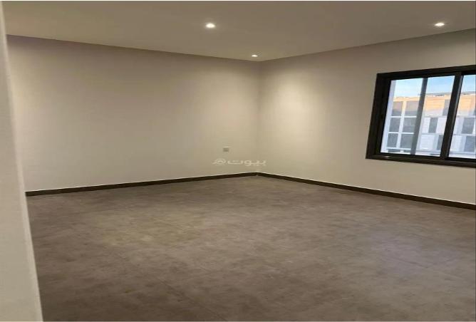 258806 - Property Image 3