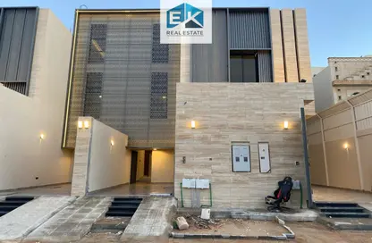 Full Floor - 4 Bedrooms - 4 Bathrooms for sale in Al Yarmuk - Riyadh - Ar Riyadh