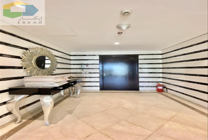 256186 - Property Image 2