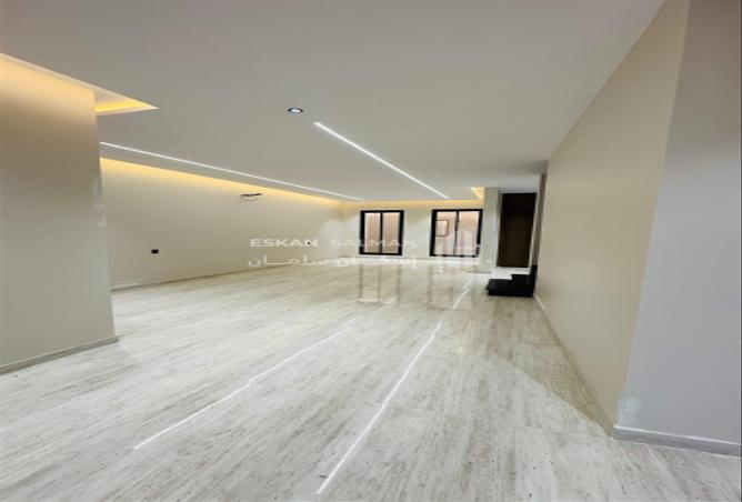 256780 - Property Image 2