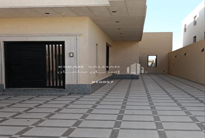 257297 - Property Image 2