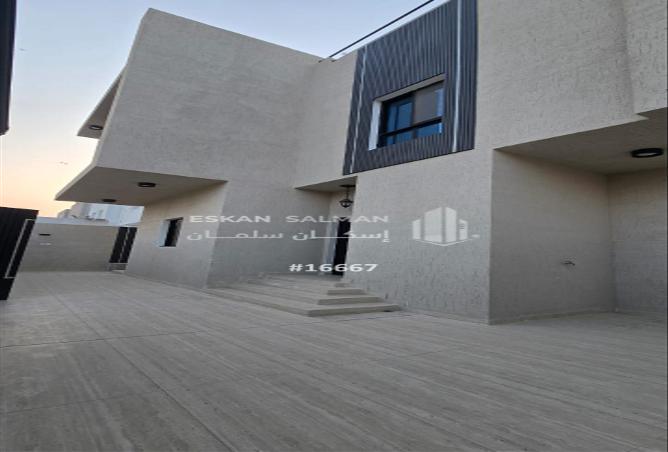 256619 - Property Image 3