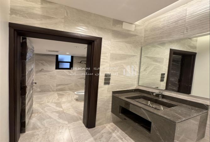 253222 - Property Image 3