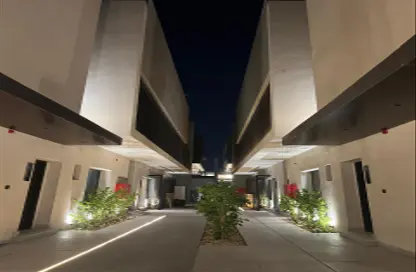 فيلا - 4 غرف نوم - 4 حمامات للايجار في الرمال - الرياض - الرياض