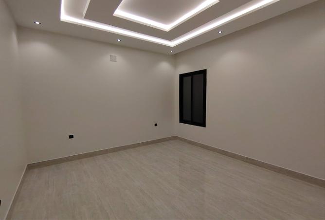 258469 - Property Image 3