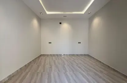Villa - 5 Bedrooms - 5 Bathrooms for sale in Al Yarmuk - Riyadh - Ar Riyadh