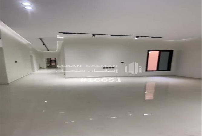 255842 - Property Image 2
