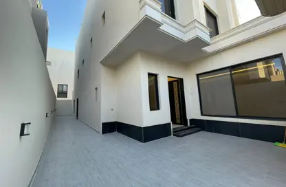 Villa - 5 Bedrooms - 4 Bathrooms for sale in Ar Rimal - Riyadh - Ar Riyadh