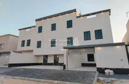 شقة - 6 غرف نوم - 5 حمامات للبيع في العزيزية - الجبيل - الشرقية