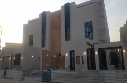 طابق كامل - 4 غرف نوم - 4 حمامات للبيع في الخليج - الرياض - الرياض
