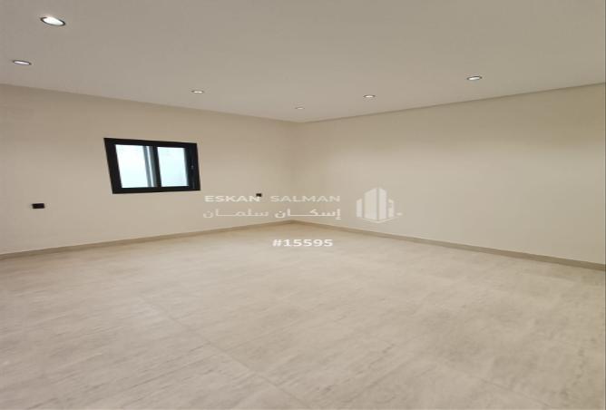 255040 - Property Image 2