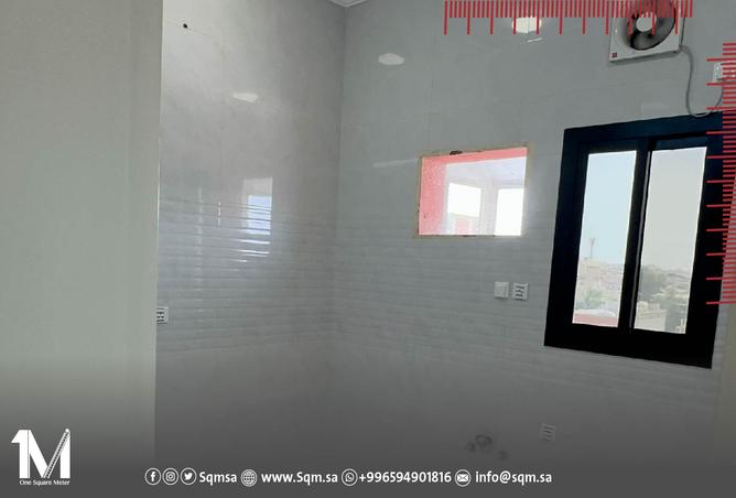 258480 - Property Image 2