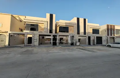 Full Floor - 6 Bedrooms - 3 Bathrooms for sale in Tuwaiq - Riyadh - Ar Riyadh