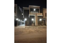 فيلا - 6 غرف نوم - 8 حمامات for للبيع in حي الرمال - شرق الرياض - الرياض