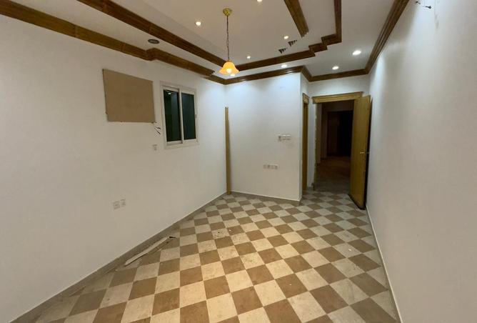 258005 - Property Image 3