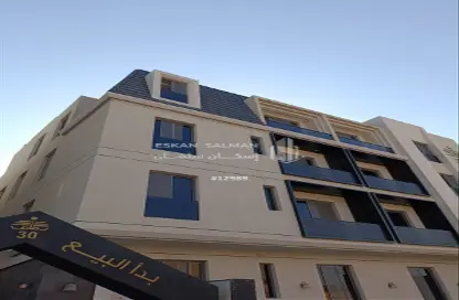Apartment - 5 Bedrooms - 3 Bathrooms for sale in Al Munisiyah - Riyadh - Ar Riyadh