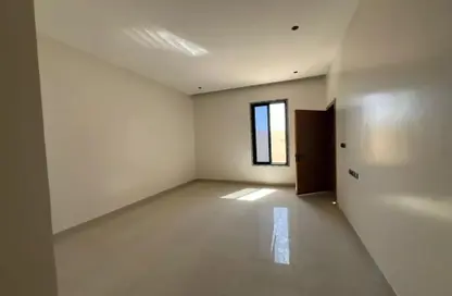 Full Floor - 3 Bedrooms for sale in Al Qadisiyah - Riyadh - Ar Riyadh
