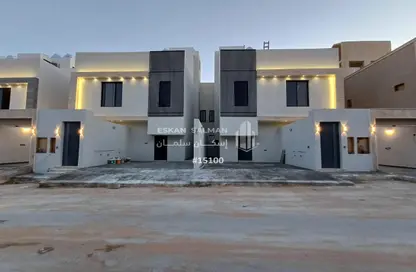 Full Floor - 4 Bedrooms - 3 Bathrooms for sale in Tuwaiq - Riyadh - Ar Riyadh