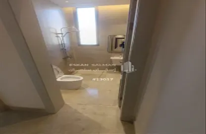 Apartment - 5 Bedrooms - 3 Bathrooms for sale in Al Munisiyah - Riyadh - Ar Riyadh