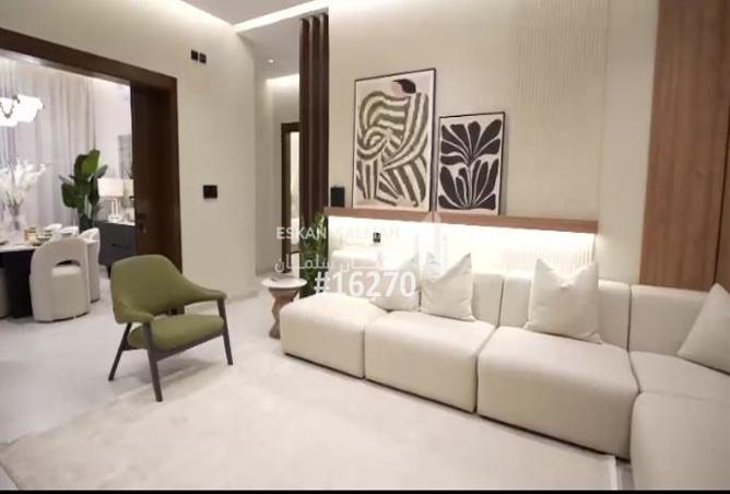 256242 - Property Image 3