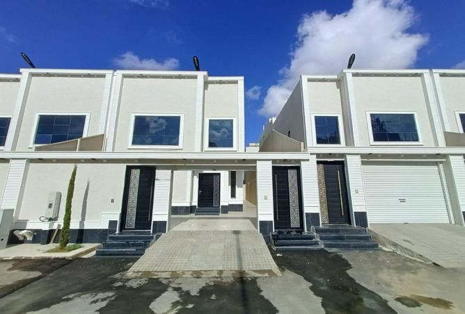 Villa for sale in Shubat Al Shaykh - Khamis Mushayt - Asir