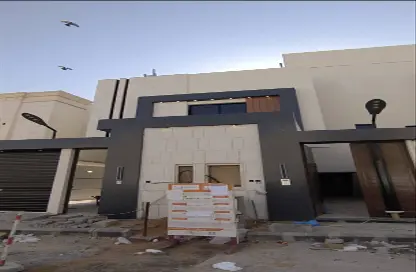 Full Floor - 5 Bedrooms - 4 Bathrooms for sale in Al Bayan - Riyadh - Ar Riyadh