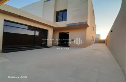 Full Floor - 5 Bedrooms - 6 Bathrooms for sale in Al Bayan - Riyadh - Ar Riyadh