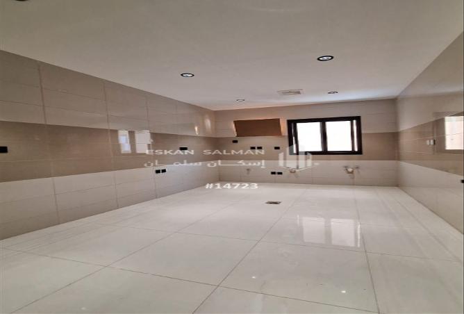 253752 - Property Image 3