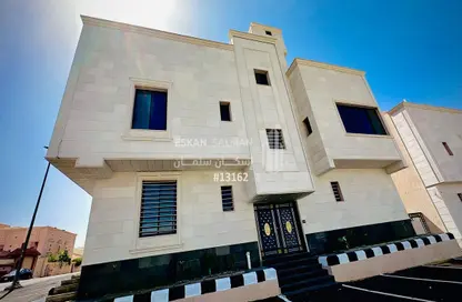 Apartment - 5 Bedrooms - 3 Bathrooms for sale in الواسط - امارة منطقة مكة المكرمة - الطائف - Makkah Al Mukarramah