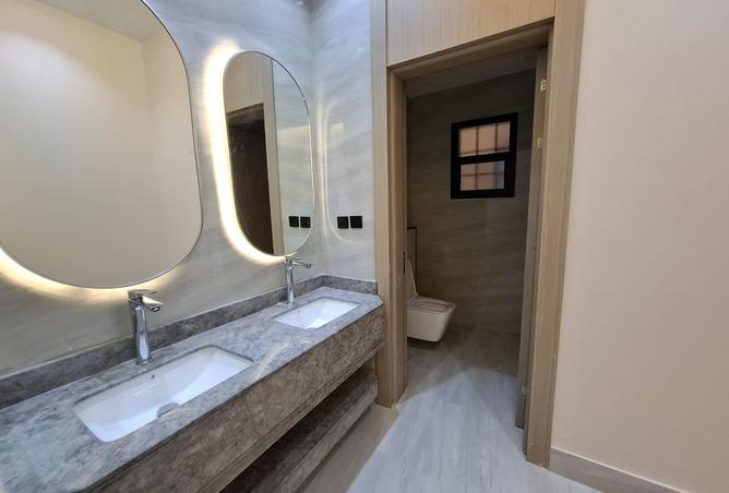 254965 - Property Image 3