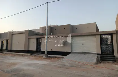 Full Floor - 6 Bedrooms - 5 Bathrooms for sale in Al Qadisiyah - Al Badai - Al Qassim