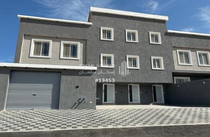 شقة - 5 غرف نوم - 4 حمامات للبيع في إشبيلية - الجبيل - الشرقية