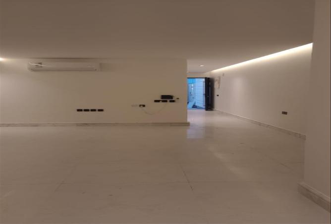 258343 - Property Image 2