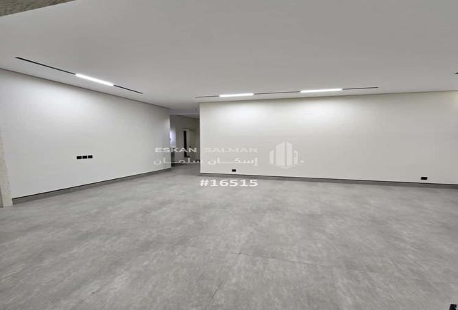 256461 - Property Image 2