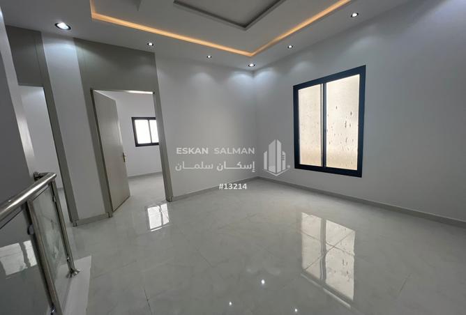 250766 - Property Image 2