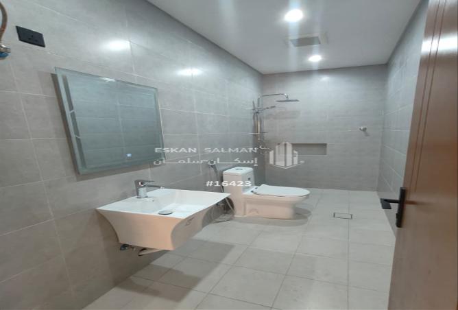256395 - Property Image 2