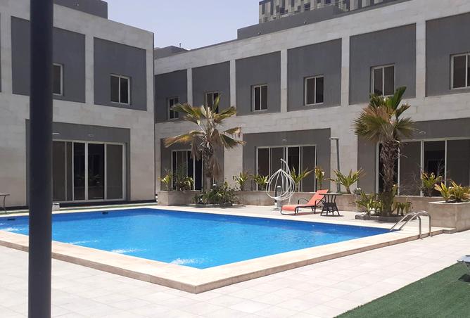 256602 - Property Image 2