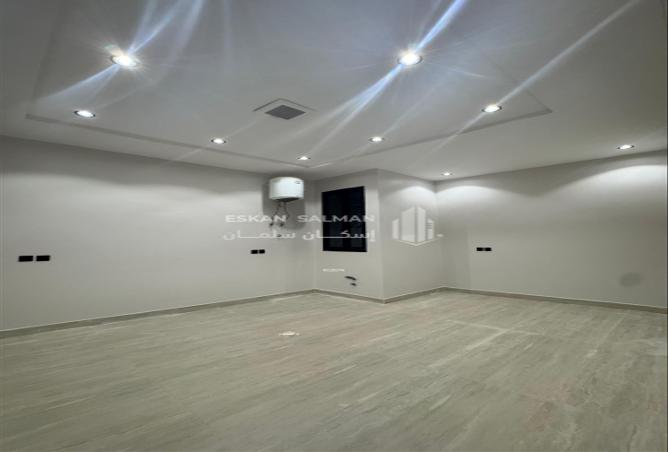 251331 - Property Image 3